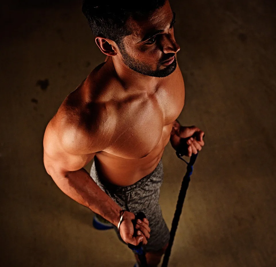 I 5 Falsi Miti sugli Esercizi con Attrezzi in Palestra che Anche gli Atleti Esperti Devono Smettere di Credere